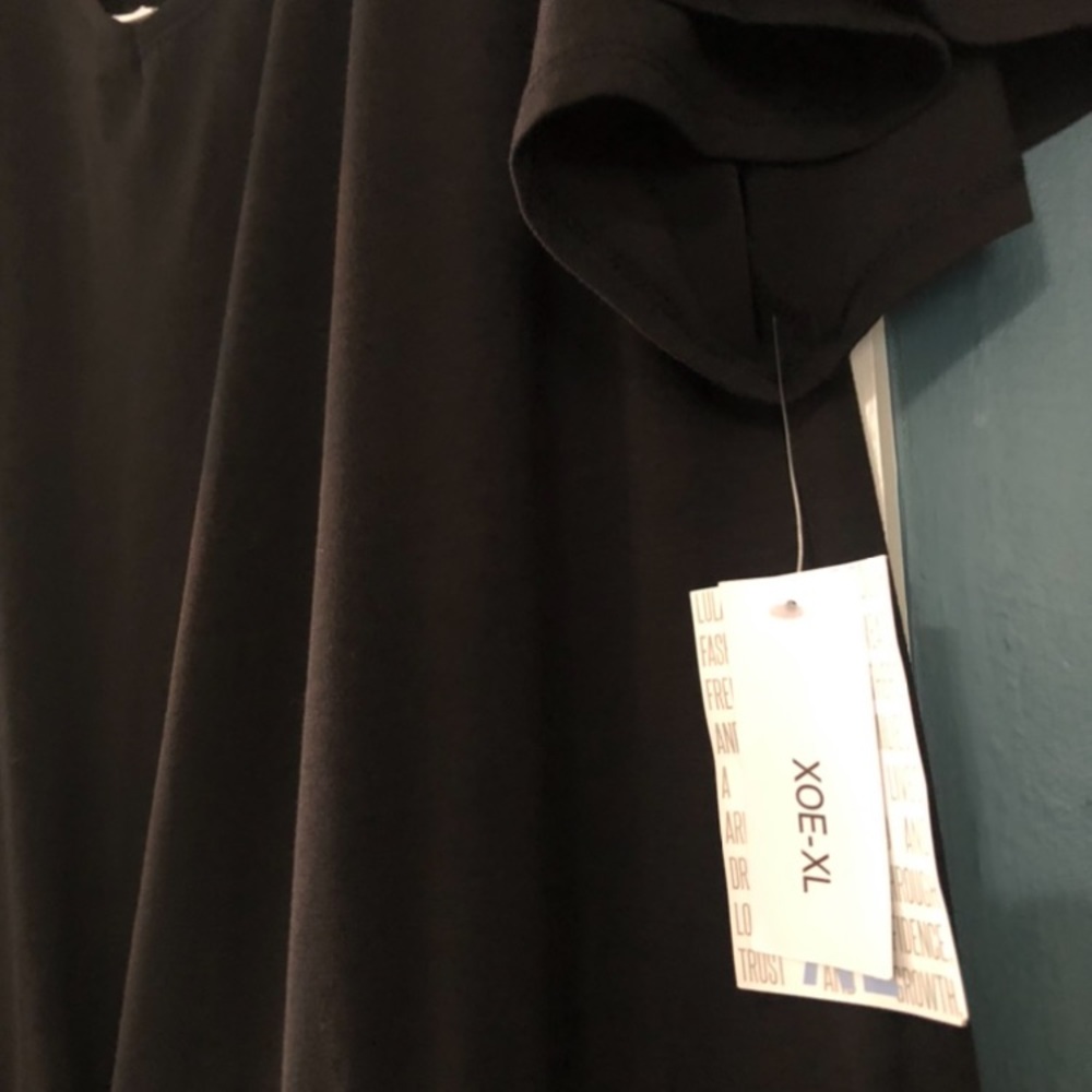 NWT LuLaRoe Xoe solid black jumper sz xL HTF!!